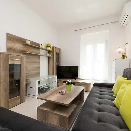 Apartament Anvedor