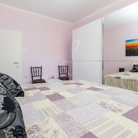 Apartament Anvedor *
